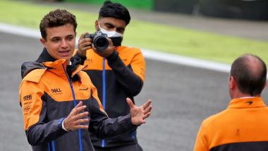 F1, GP Brasile 2021: un FerLando ancora traumatizzato mima cosa ha visto
