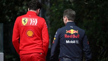 F1 GP Cina 2019, Shanghai: Mattia Binotto (Ferrari) e Christian Horner (Red Bull)