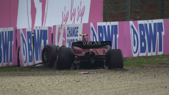 F1 GP Emilia-Romagna 2022, Imola: Carlos Sainz (Scuderia Ferrari) a muro in Q2
