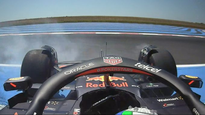 F1 GP Francia 2022, Le Castellet: il testacoda di Sergio Perez (Red Bull) | Foto: F1TV