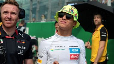 F1, GP Italia 2019: Lando Norris con il cappellino di Valentino Rossi