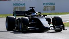 F1, Pirelli presenta a Monza le gomme da 18 pollici