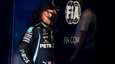 F1 GP Italia 2020, Monza: Lewis Hamilton (Mercedes AMG F1) sconsolato dopo la penalità 
