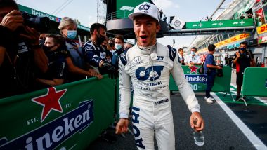 F1 GP Italia 2020, Monza: Pierre Gasly (AlphaTauri) festeggia la vittoria dopo il traguardo