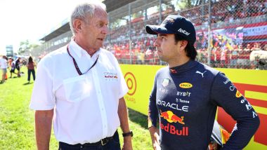 F1 GP Italia 2022, Monza: Sergio Perez (Red Bull Racing) con Helmut Marko