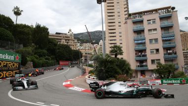 F1 GP Monaco 2019, Monte Carlo: i primi giri di gara con Hamilton e Bottas (Mercedes) davanti a tutti