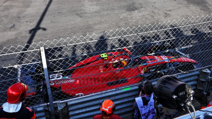 F1 GP Monaco 2023, Monte Carlo: Carlos Sainz (Scuderia Ferrari) a muro nelle FP2 