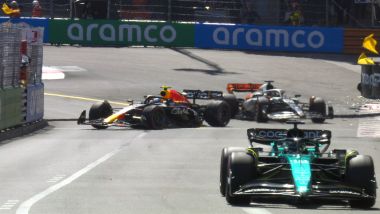 F1 GP Monaco 2023, Monte Carlo: Sergio Perez (Red Bull Racing) colpisce le barriere in Q1 | Foto: Twitter @F1