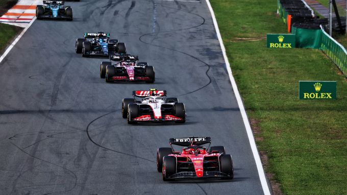 F1 GP Olanda 2023, Zandvoort: Charles Leclerc (Scuderia Ferrari) in difficoltà nelle retrovie
