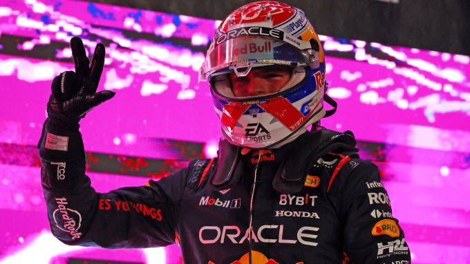 F1 GP Qatar 2023, Losail: Max Verstappen (Red Bull Racing) festeggia il terzo titolo mondiale Piloti in carriera 