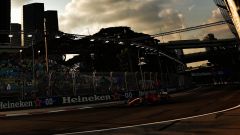 F1 GP Singapore 2023, LIVE PL1: Leclerc 1° davanti a Sainz