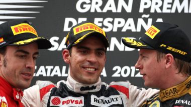 F1 GP Spagna 2012, Barcellona: Maldonado (Williams) sul podio con Alonso (Ferrari) e Raikkonen (Lotus)