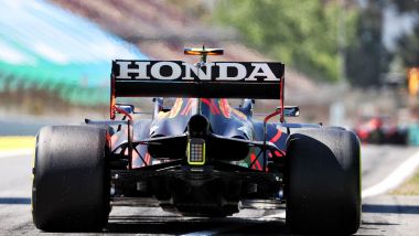 F1, GP Spagna 2021: La Red Bull RB16B ripresa alle spalle