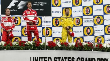 F1, GP Stati Uniti 2005: Tiago Monteiro sul podio con Michael Schumacher e Rubens Barrichello