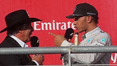 F1, GP Stati Uniti 2014: Mario Andretti sul podio con Lewis Hamilton (Mercedes)