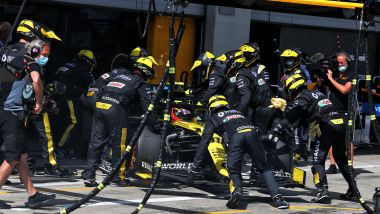 F1, GP Stiria 2020: gli effetti devastanti di Alonso su Esteban Ocon