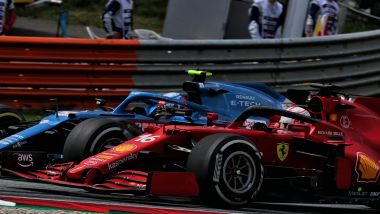F1 GP Stiria 2021, Spielberg: Charles Leclerc (Ferrari) sorpassa Esteban Ocon (Alpine) 