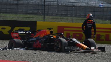 F1 GP Toscana 2020, Mugello: Max Verstappen (Red Bull Racing) fuori gara al primo giro