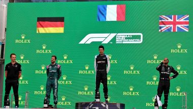 F1 GP Ungheria 2021, Hungaroring: il podio con Esteban Ocon (Alpine), Sebastian Vettel (Aston Martin) e Lewis Hamilton (Mercedes