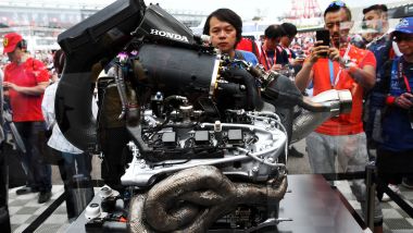 F1, la power unit Honda esposta per i tifosi del Gp Giappone 2018