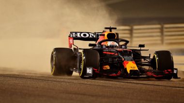 F1 Test Bahrain 2021, Sakhir: Max Verstappen (Red Bull Racing) in pista | Foto: Red Bull