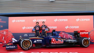 F1 Test Barcellona 2015: la presentazione della Toro Rosso con Carlos Sainz e Max Verstappen