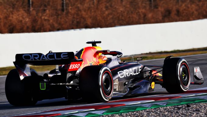 F1 Test Barcellona 2022: Max Verstappen con la Red Bull RB18