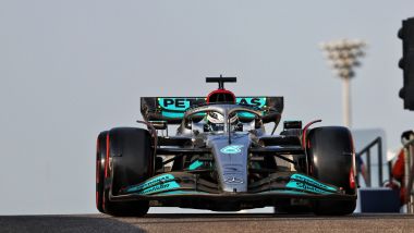 F1 Test Pirelli Abu Dhabi 2022: Frederik Vesti al volante della Mercedes W13