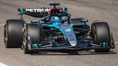 Test Bahrain 2024: l'ala anteriore Mercedes sfida il regolamento