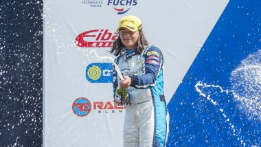 F3 Asia 2020, Buriram: Jamie Chadwick festeggia sul gradino più alto del podio 