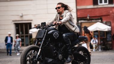 Fast X, al cinema dal 18 maggio: una scena dal film, c'è Jason Momoa su una Harley Davidson