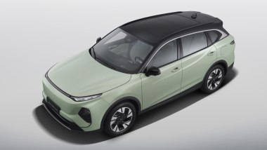 Fawcar debutta in Italia con cinque SUV : Joyee S08