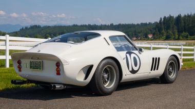 Ferrari 250 GTO: l'unica con carrozzeria originale bianca all'asta da Mecum