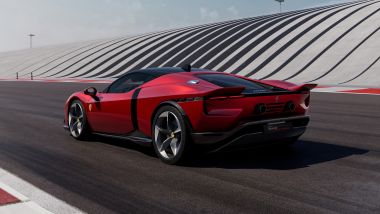 Ferrari 849 Testarossa: 4.0 V8 biturbo PHEV con 1.050 CV di potenza massima combinata
