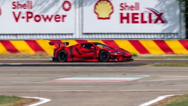 Ferrari, le immagini del primo collaudo in pista della Ferrari 296 GT3 a Fiorano