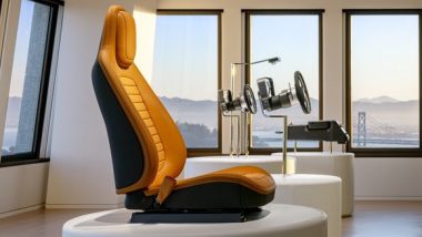 Ferrari Luce: sedili ergonomici rivestiti in materiali pregiati e su misura per il cliente