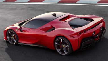 Ferrari SF90 Stradale, la prima Rossa ibrida plug-in