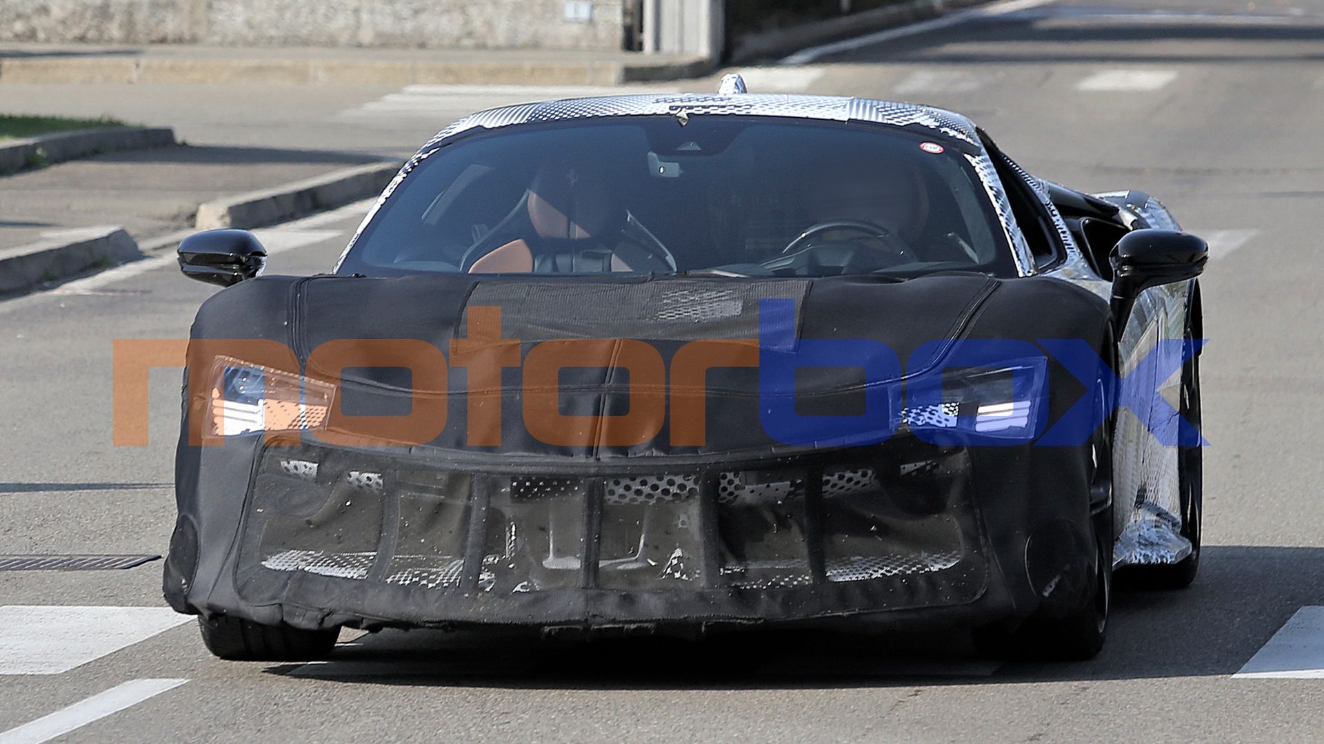 Ferrari SF90 Versione Speciale definitiva: le foto spia