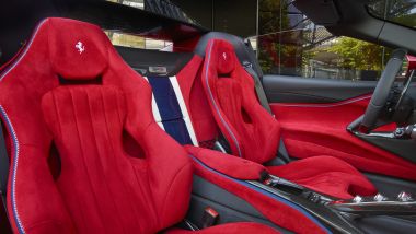 Ferrari SP51, i sedili