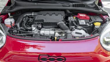 Fiat 500X Hybrid Red: il quattro cilindri ibrido da 130 CV complessivi