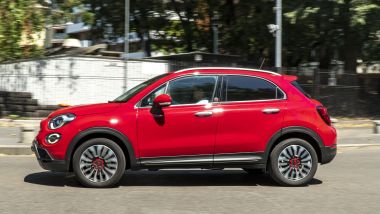 Fiat 500X Hybrid Red: vivace in città e fuori dai centri urbani