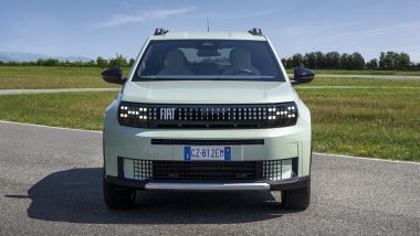 Fiat Grande Panda: quattro versioni e prezzo da 14.950 euro con la promo a rate Stellantis