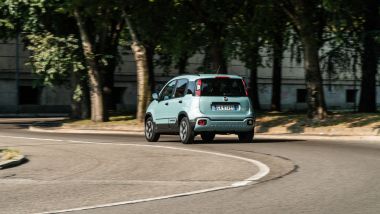 Fiat Panda Hybrid vs Suzuki Ignis Hybrid: la Pandina è comoda in città, ma anche fuori