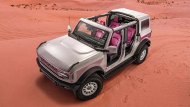 Ford Bronco Desert Rising Edition: pannelli smontabili per l'off-road a ''cielo aperto''
