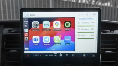 Ford E-Transit: compatibilità Apple CarPlay (e Android Auto) wireless