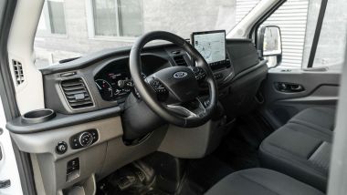 Ford E-Transit, gli interni