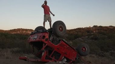 Ford F-150 Raptor vs Jeep Wrangler Rubicon: i 4x4 yankee finiscono malridotti