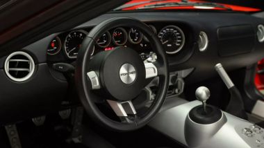 Ford GT: l'abitacolo essenziale della supersportiva americana