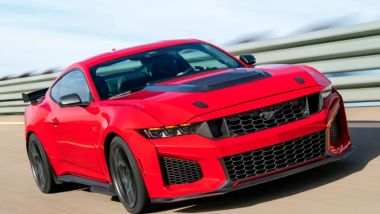 Ford Mustang Dark Horse SC: motore V8 5,2 litri sovralimentato, ma Ford non dichiara i CV