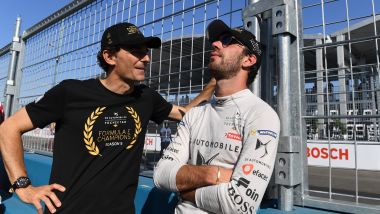 Formula E 2018-2019, ePrix New York 2019: Pedro De La Rosa (a sinistra) con Jean-Eric Vergne (a destra)